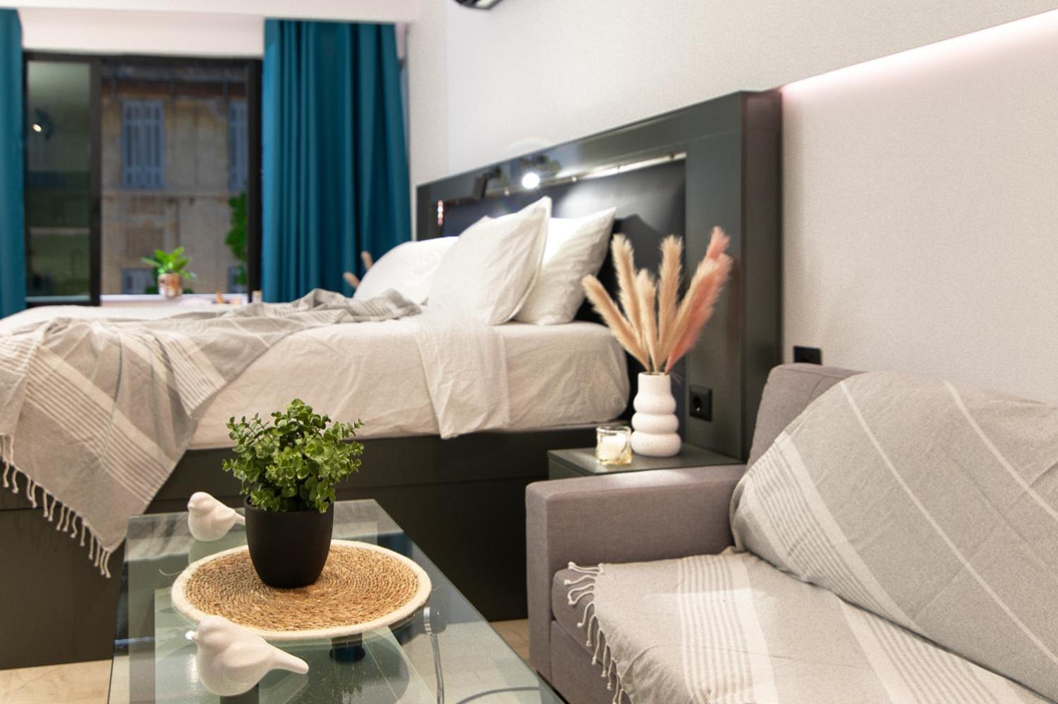 Appartement 25 Dikaiosinis Ave. *